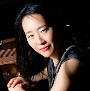 photo of Helen R. Sung