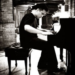photo of Victor J. Lin