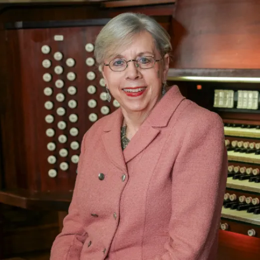 Photo of Gail Archer 